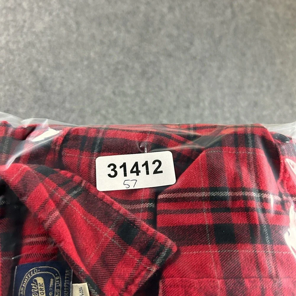 J Crew Flannel Shirt Mens Large Red Plaid Button Up Double Pockets Casual Adults